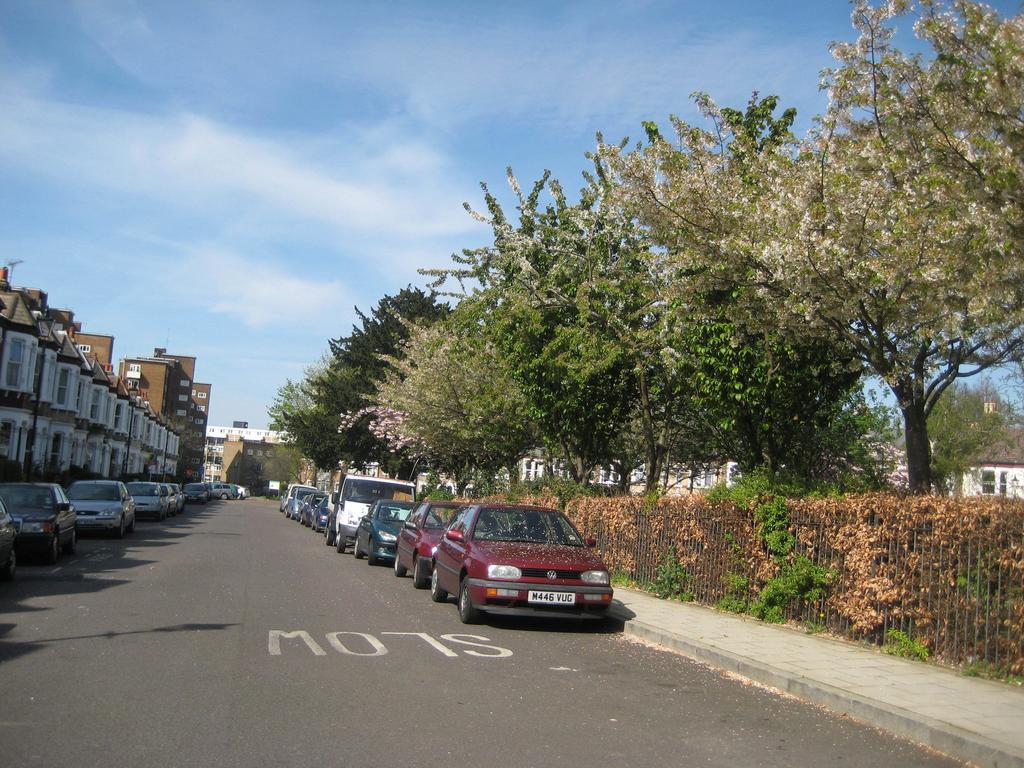 Holmewood Homestay Londra Esterno foto