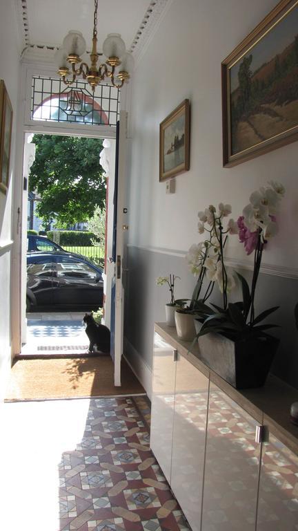 Holmewood Homestay Londra Esterno foto